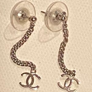 CHANEL tiny CC drop earrings